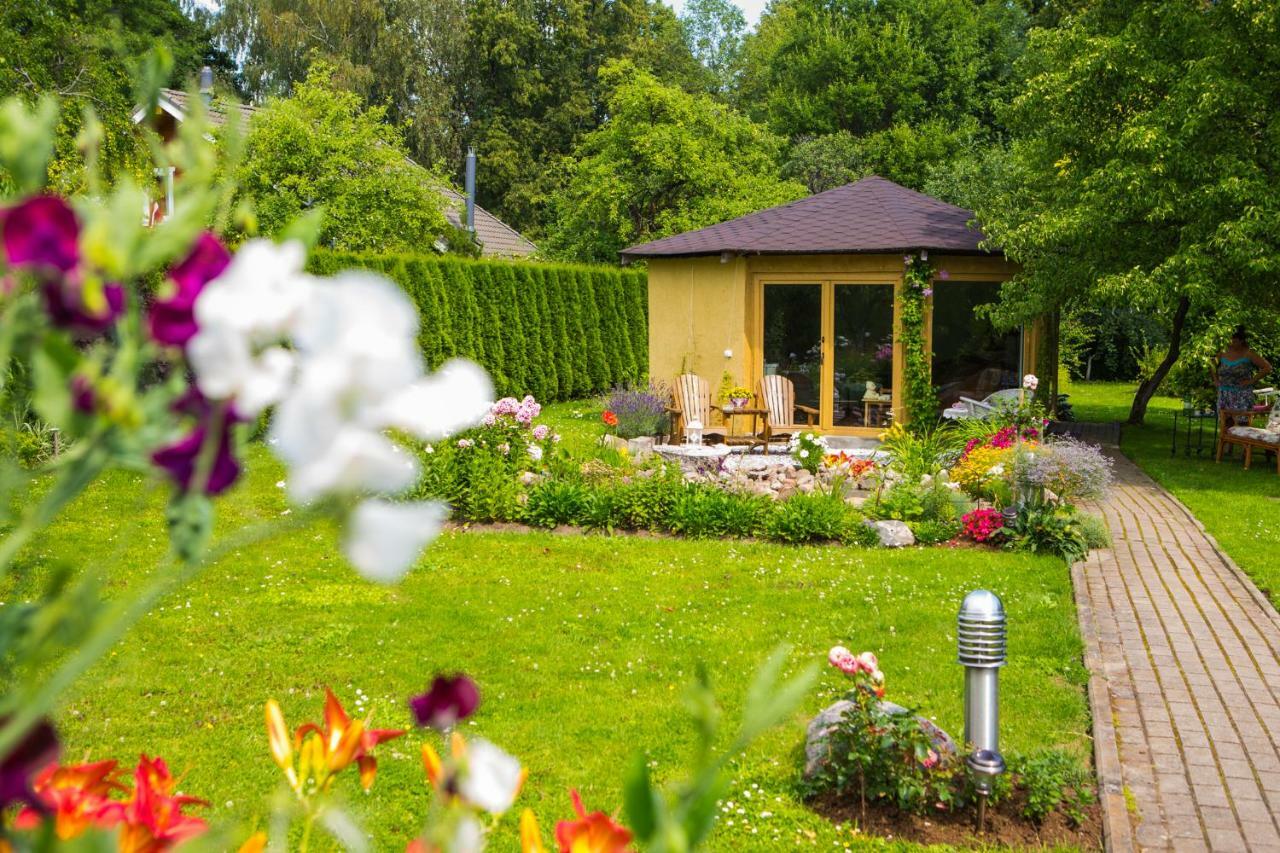 Guests House "Like Home" Sigulda Eksteriør bilde