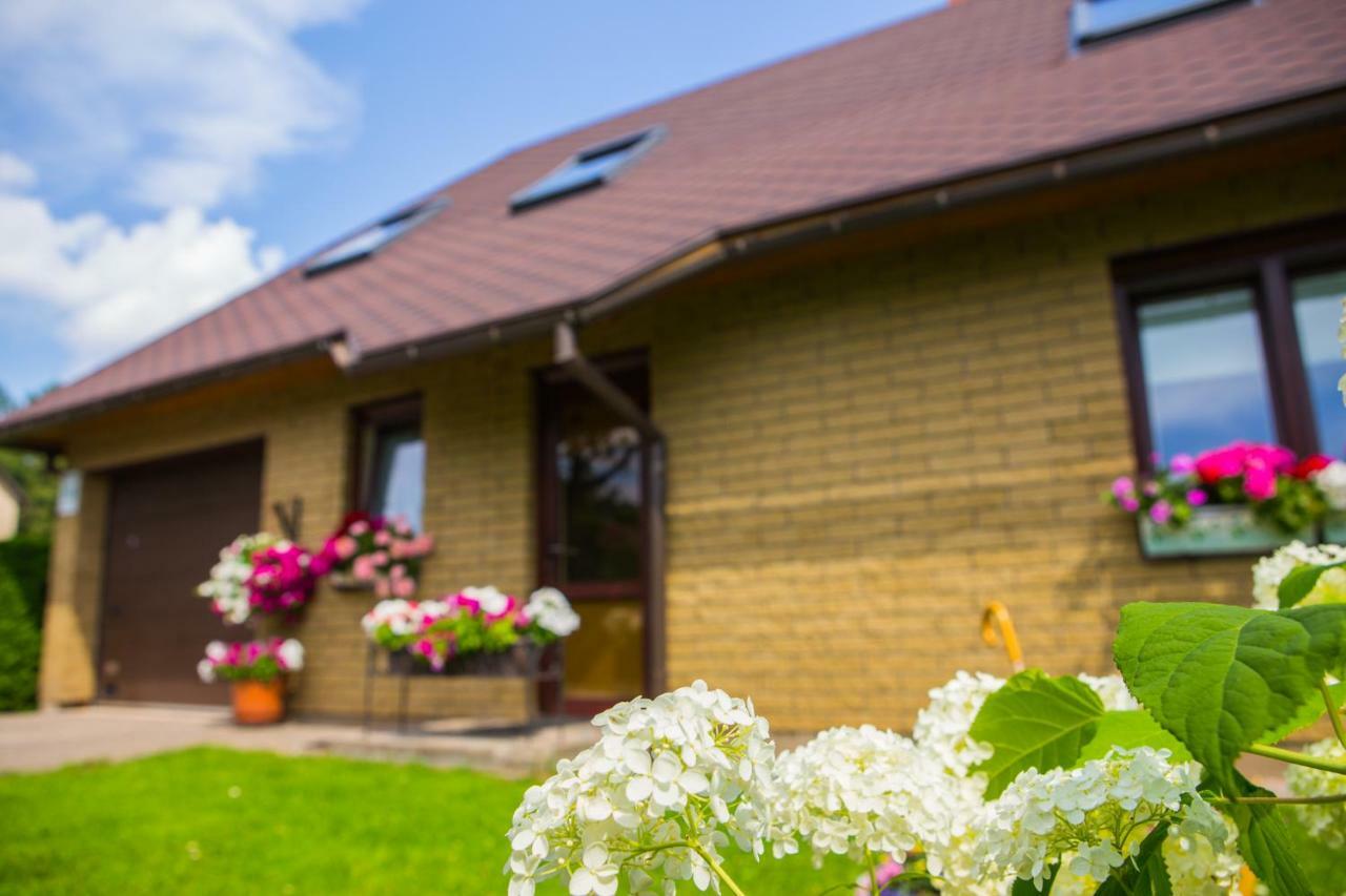 Guests House "Like Home" Sigulda Eksteriør bilde
